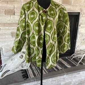 Chico's Green and White Blazer with Leaf Pattern